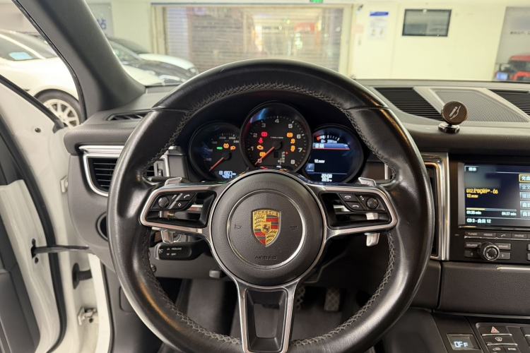 Used Porsche Macan 2016 Macan 2.0T
