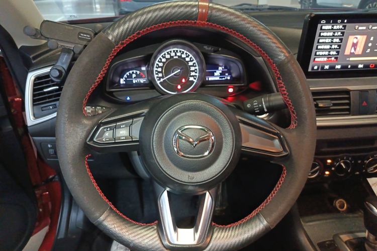 Used Mazda 3 Axela 2017 Sedan 1.5L Automatic Comfort Model Emission Standard China V