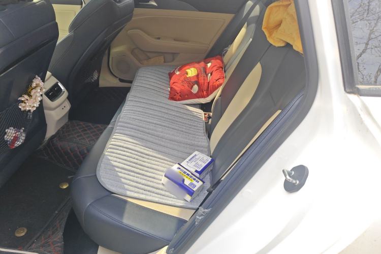 Used Hongqi H5 2022 Classic Model 1.5T DCT Flagship Edition
