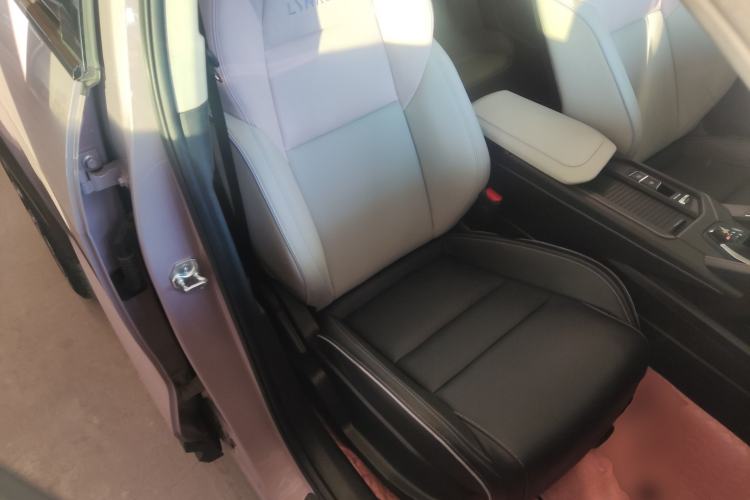 Used Lynk & Co 06 EM-P 2022 PHEV Shero Pink Special Edition