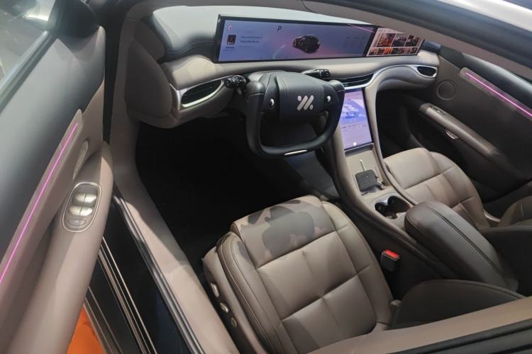 Used IM L6 2025 Ultra Model Driver Seat