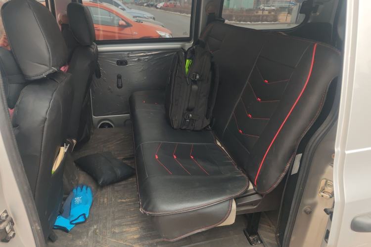 Used Wuling Hongguang V 2022 1.5L Jingqu Edition Electric-Assist LAR