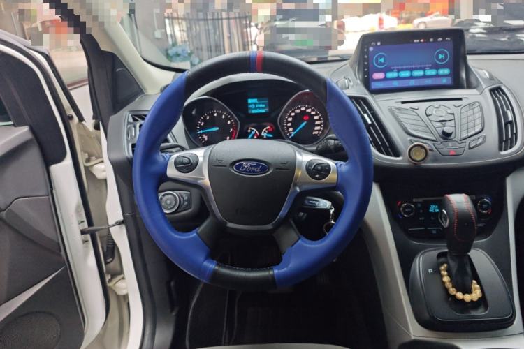 Used Ford Kuga 2015 1.5L GTDi Two-Wheel-Drive Comfort Model Steering Wheel