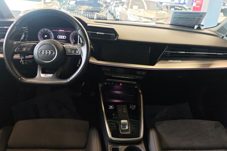 Used Audi A3 2021 Sportback 35 TFSI Luxury Sports Model Center Console