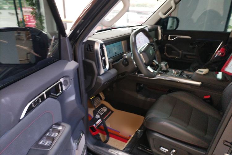 Used JETOUR Traveler 2023 2.0T All-Wheel-Drive CrossPRO Driver Seat