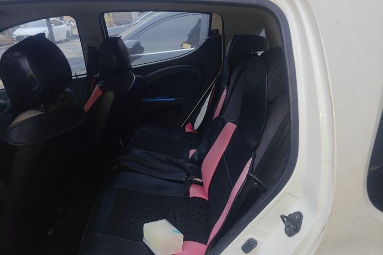 Used JMEV E200L 2016 E200 Standard Model
