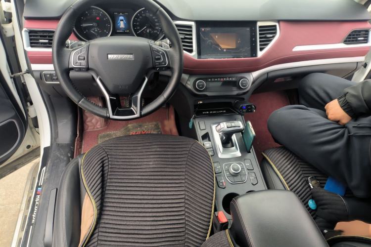 Used Haval H6 Coupe 2020 Smart Connect Version 1.5T Automatic Two-Wheel Drive Elite Model Interior 2