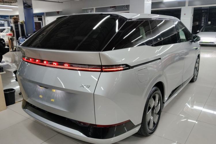 Used XPeng X9 2025 650 Long-Range Max
