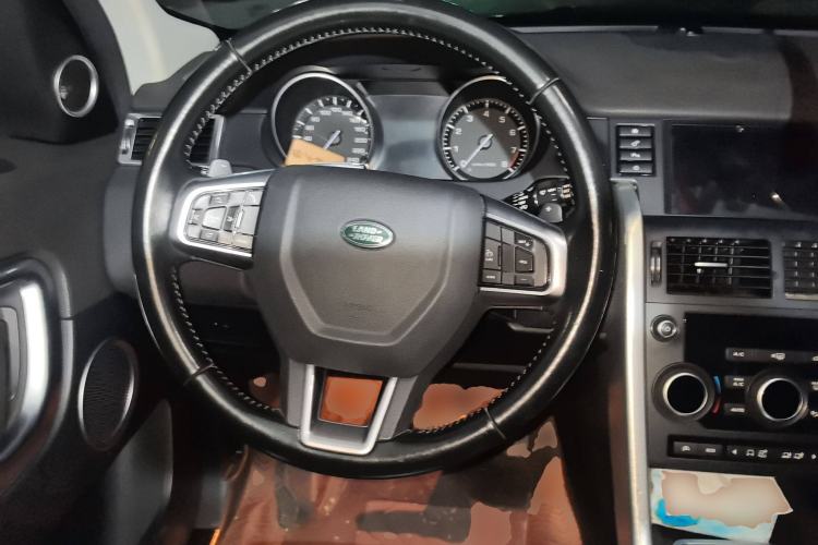 Used Land Rover Discovery Sport 2016 2.0T SE
