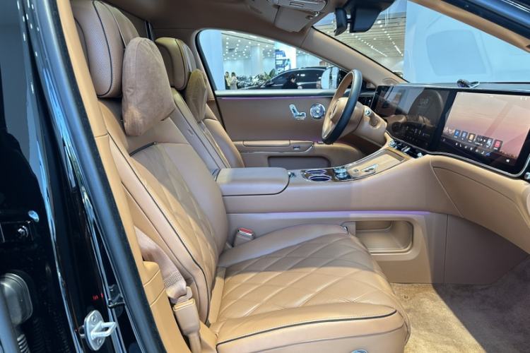 Used Hima S800 2025 Model, Range-Extended Starlight Executive Edition, 4 Seats