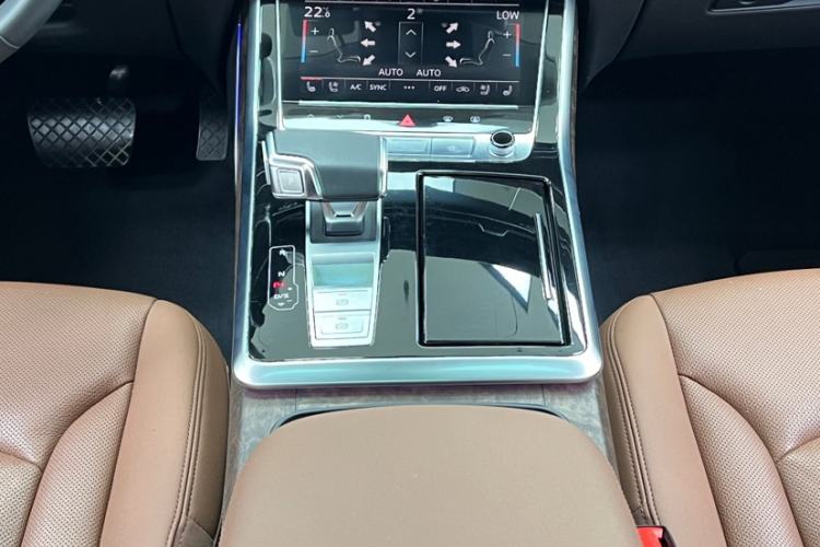 Used Audi Q7 2023 45 TFSI quattro S line Sport model