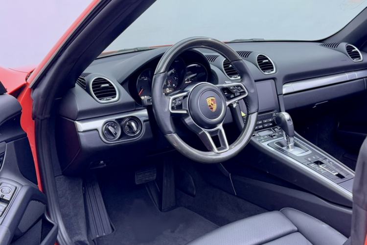 Used Porsche 718 2016 Boxster 2.0T
