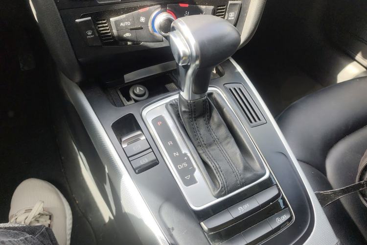 Used Audi A4L 2016 30 TFSI Collector's Edition Automatic Comfort Model