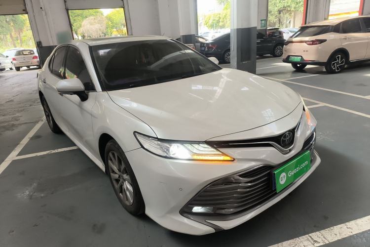 Used Toyota Camry 2018 2.0G Luxury Edition Exterior 1