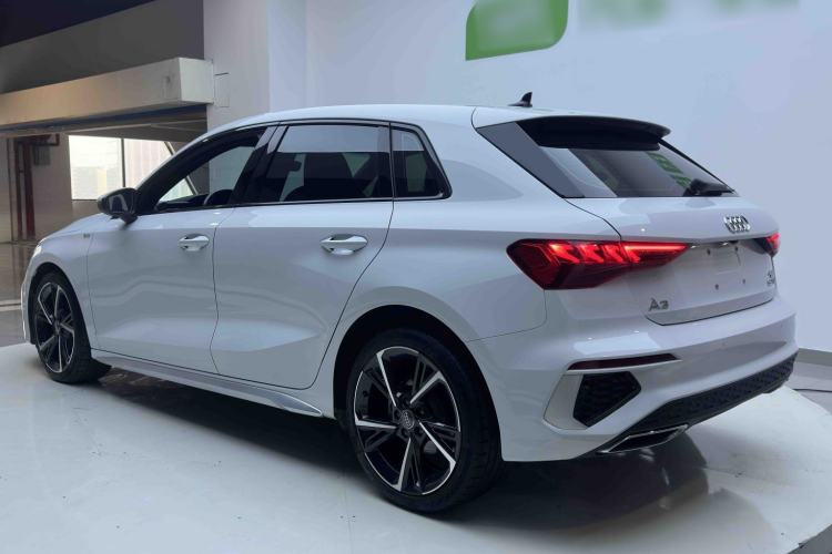 Used Audi A3 2021 Sportback 35 TFSI Fashionable Sports Model
