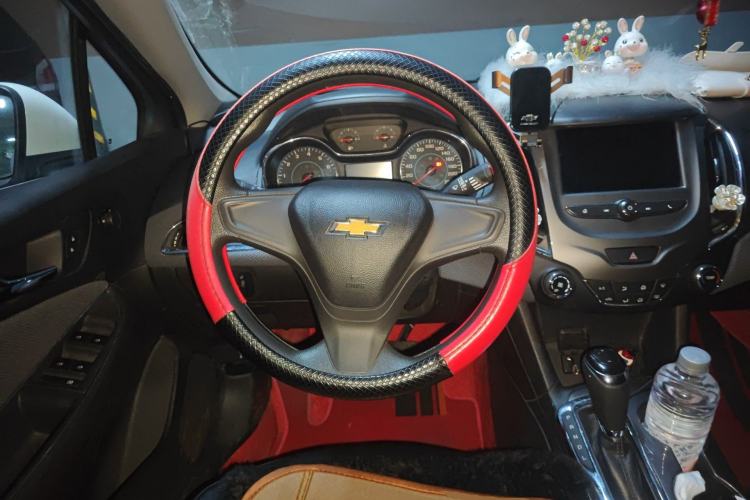 Used Chevrolet Cruze 2018 Revised Version 320 Automatic Pioneer Edition Steering Wheel