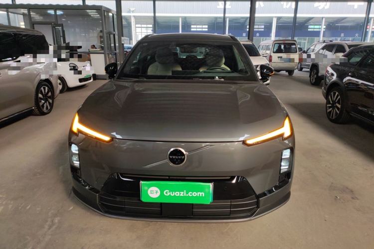 Used Volvo Volvo XC70 Plug-in Hybrid 2026 Model Four-Wheel Drive Long-Range Ultra