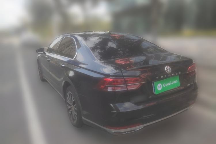 Used Volkswagen Phideon 2016 380TSI Two-Wheel-Drive Luxury Edition
