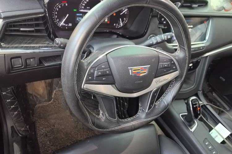 Used Cadillac XT5 2016 28T Four-Wheel Drive Luxury Model