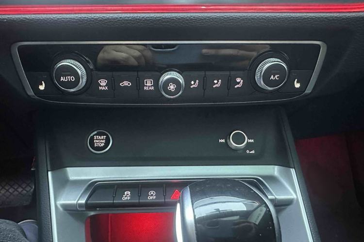 Used Audi Q3 2022 35 TFSI Fashionable and Elegant Model
