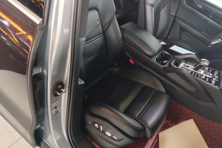 Used Porsche Cayenne E-Hybrid 2020 Cayenne E-Hybrid 2.0T