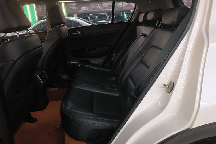 Used Kia KX5 2016 1.6T Automatic Two-Wheel Drive DLX Left Rear Seat