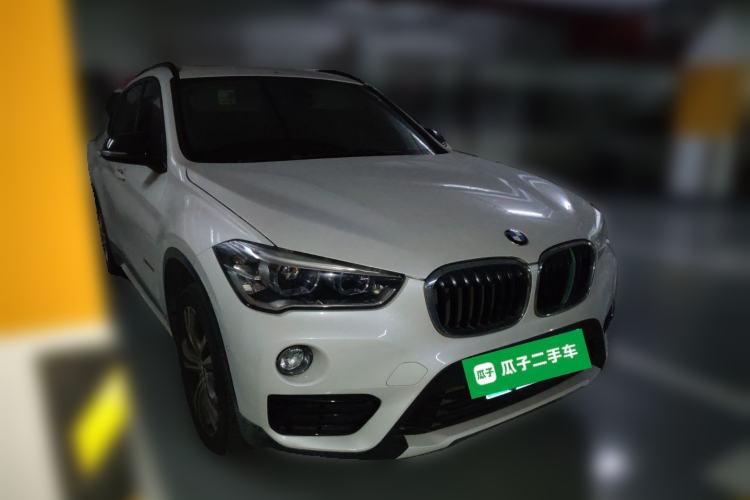 Used BMW X1 2016 sDrive20Li Luxury Model Front Right 45 Deg