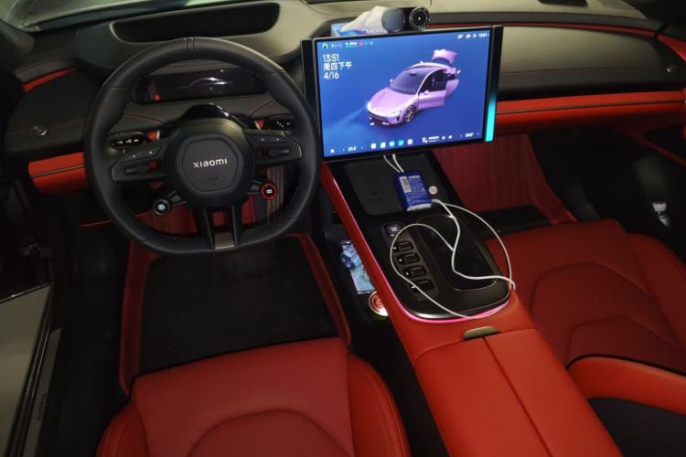 Used Xiaomi Auto SU7 2024 Four-Wheel Drive Ultra-Long Range Advanced Intelligent Driving Max Edition Center Console