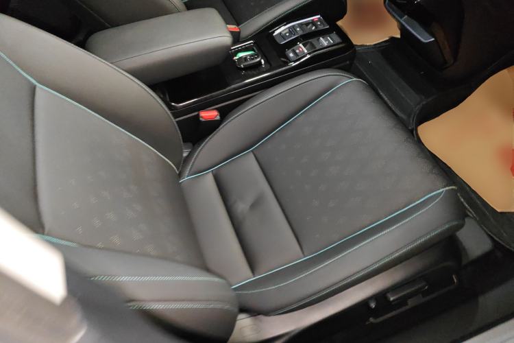 Used Honda e:NP2 2024 Advanced Edition Right Front Seat