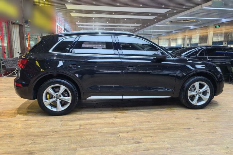 Used Audi Q5L 2018 40 TFSI Prestige Edition China VI Emission Standard
