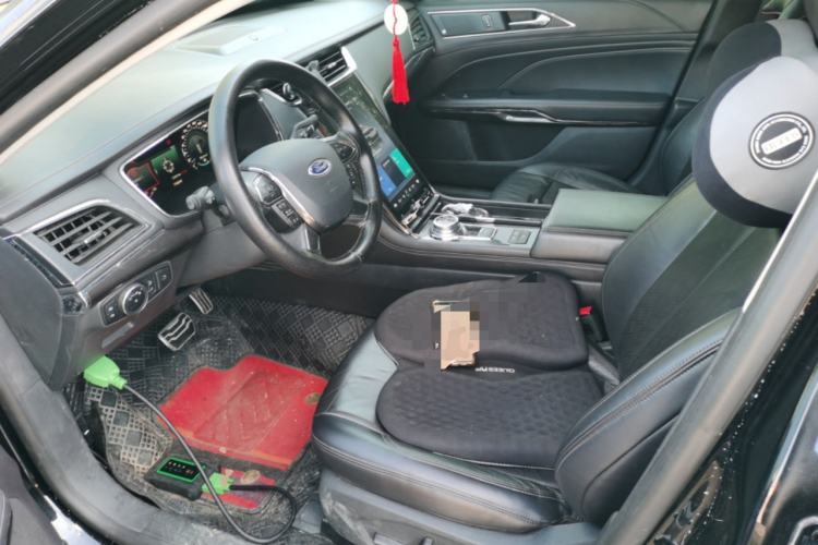 Used Ford Taurus 2019 EcoBoost 245 Premium Edition Left Front Seat