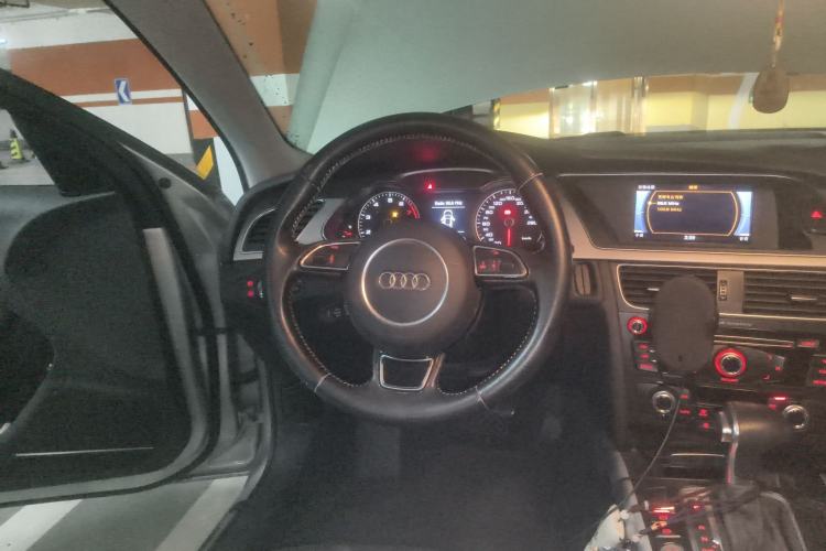 Used Audi A4L 2016 35 TFSI Collector's Edition Automatic Standard Model