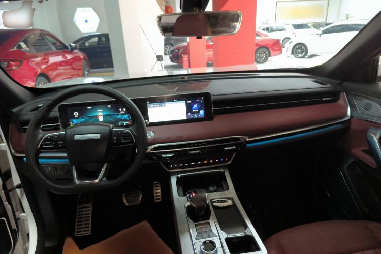 Used JETOUR X70 PLUS 2023 1.5T DCT Brave PLUS 5-Seater