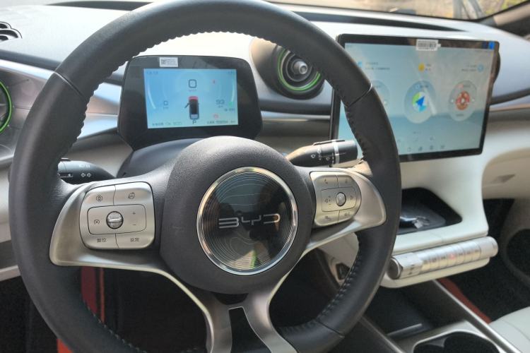 Used BYD Dolphin 2021 405 km Fashion Edition
