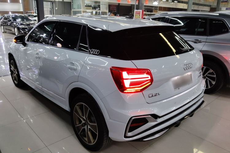 Used Audi Q2L 2023 35TFSI Fashion Dynamic Model
