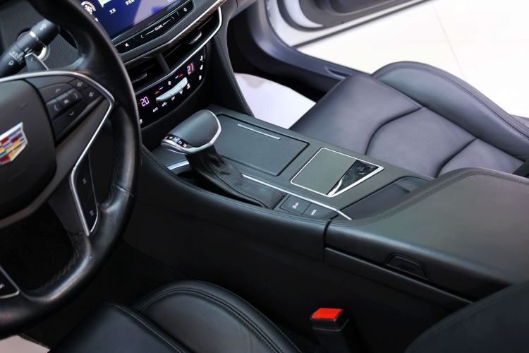 Used Cadillac CT6 2017 40T Luxury Model Interior 5