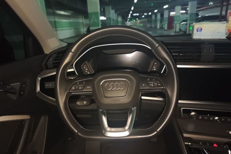 Used Audi Q3 2023 35 TFSI Fashion Dynamic Model (1.4T)