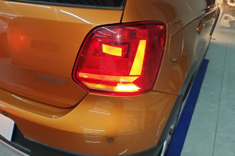 Used Volkswagen Polo 2016 1.4L Cross Polo Automatic