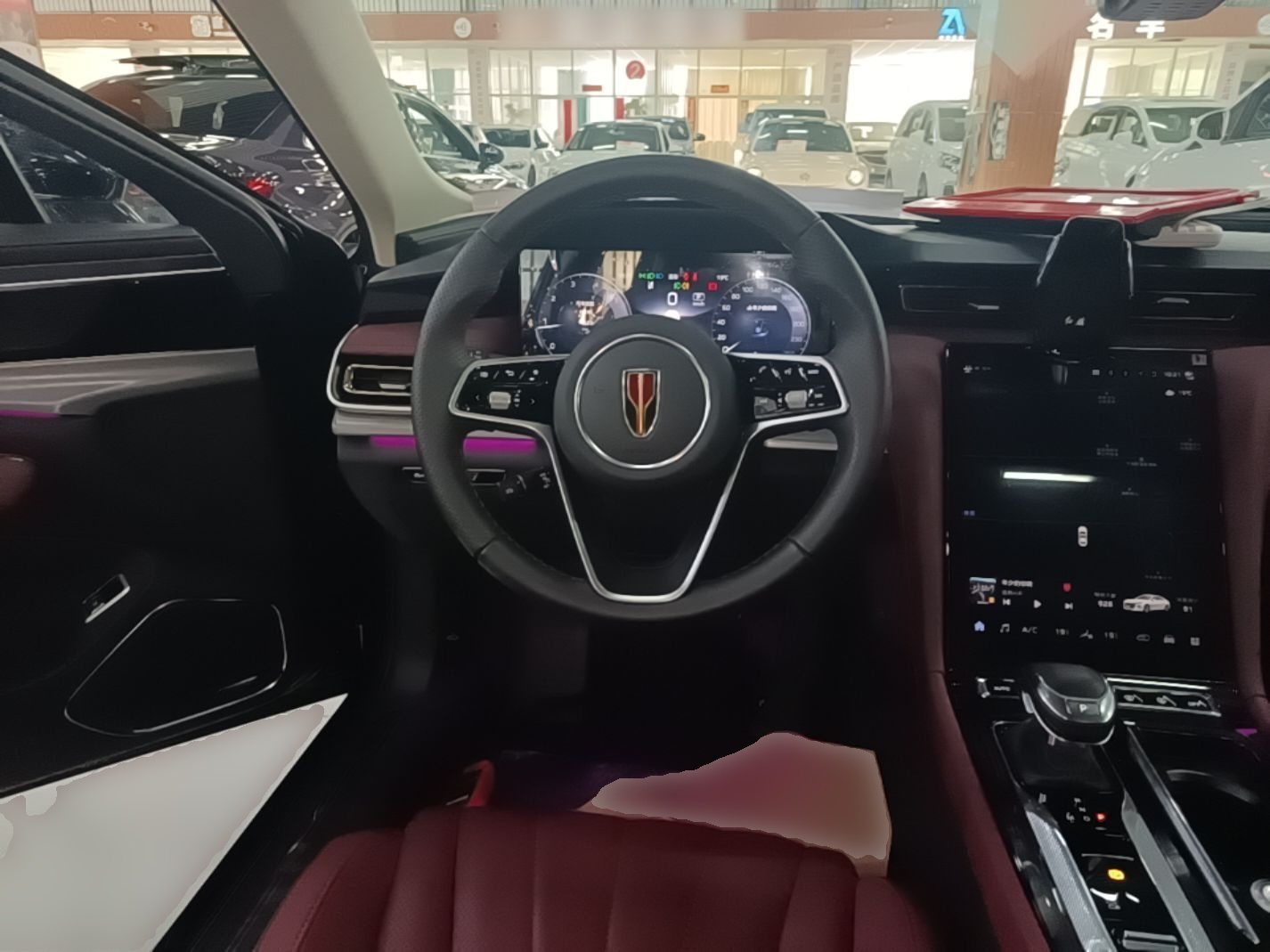 Hongqi H5 2024 2.0T Automatic Smart Connect Flagship Edition - Chinese Trim Chang — снимка 13