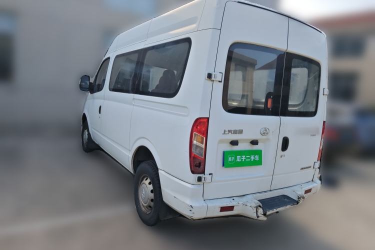 Used SAIC MAXUS Xintu V80 2018 2.5T 6-Speed Manual Aoyuntong Short Wheelbase Mid-Height 5-6 Seater