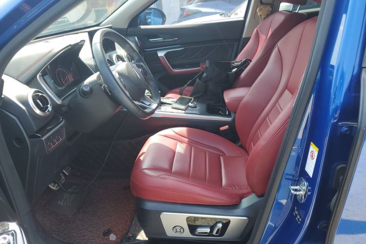 Used Wey VV5 2017 2.0T Ultra-Luxury Version
