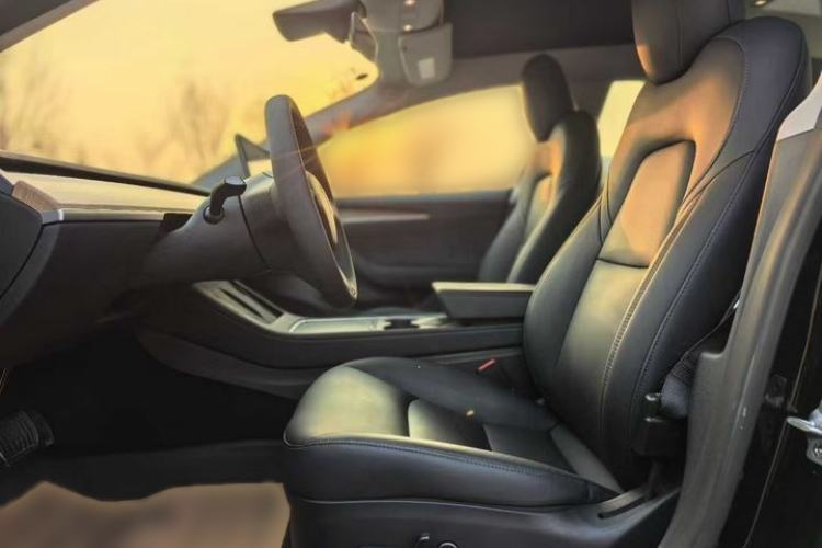 Used Tesla Model Y 2021 Standard Range Rear-Wheel Drive Version