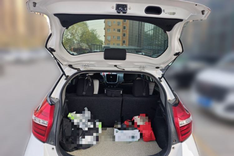 Used Toyota YARiS L Zhi Xuan 2016 Revised 1.5E CVT Charming Edition Trunk