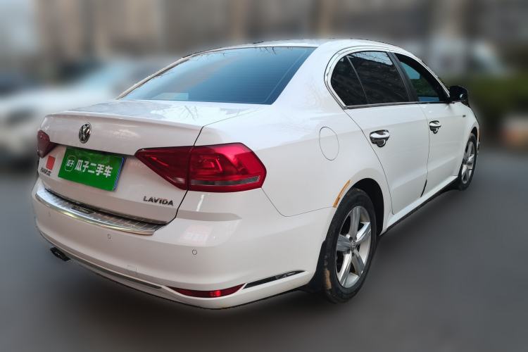 Used Volkswagen Lavida 2017 1.6L Automatic Fashion Edition