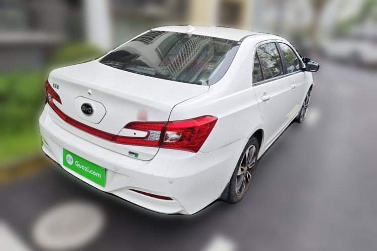 Used BYD Qin New Energy 2015 1.5T Dual-Crown Flagship Plus Edition