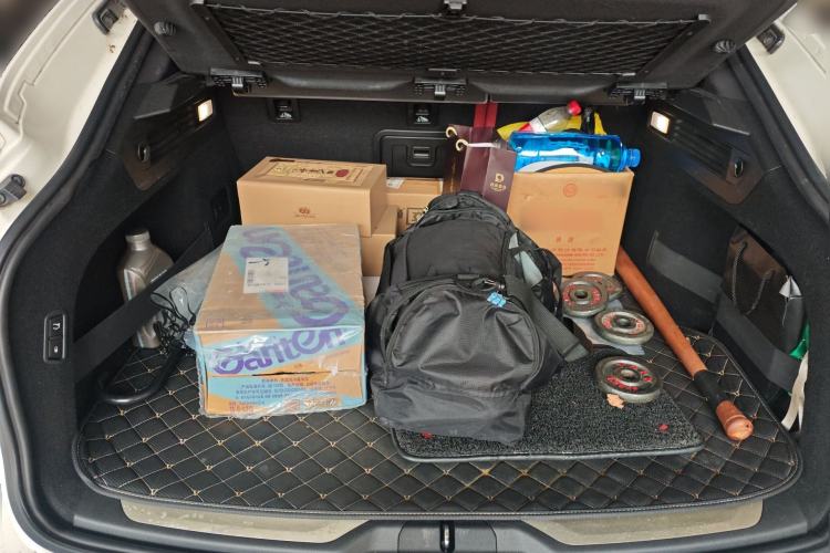 Used Maserati Levante 2016 3.0T Standard Edition Trunk