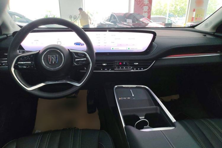Used Buick LaCrosse 2024 Avia Edition Interior 2