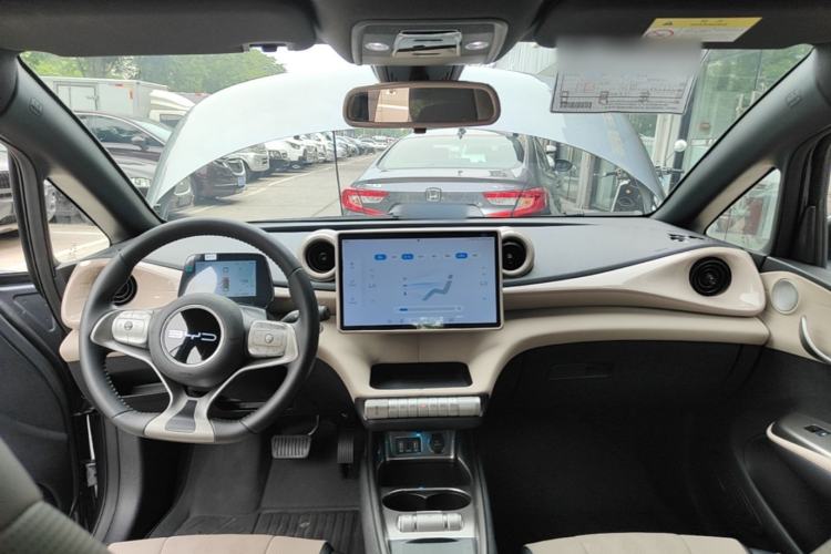 Used BYD Dolphin 2023 420 km Fashion Edition

