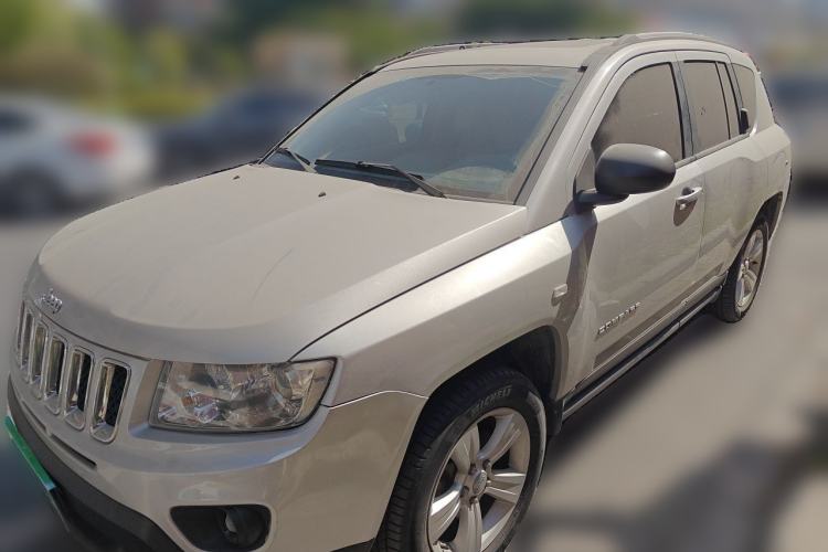 Used Jeep Compass 2012 2.0L two-wheel drive sport version