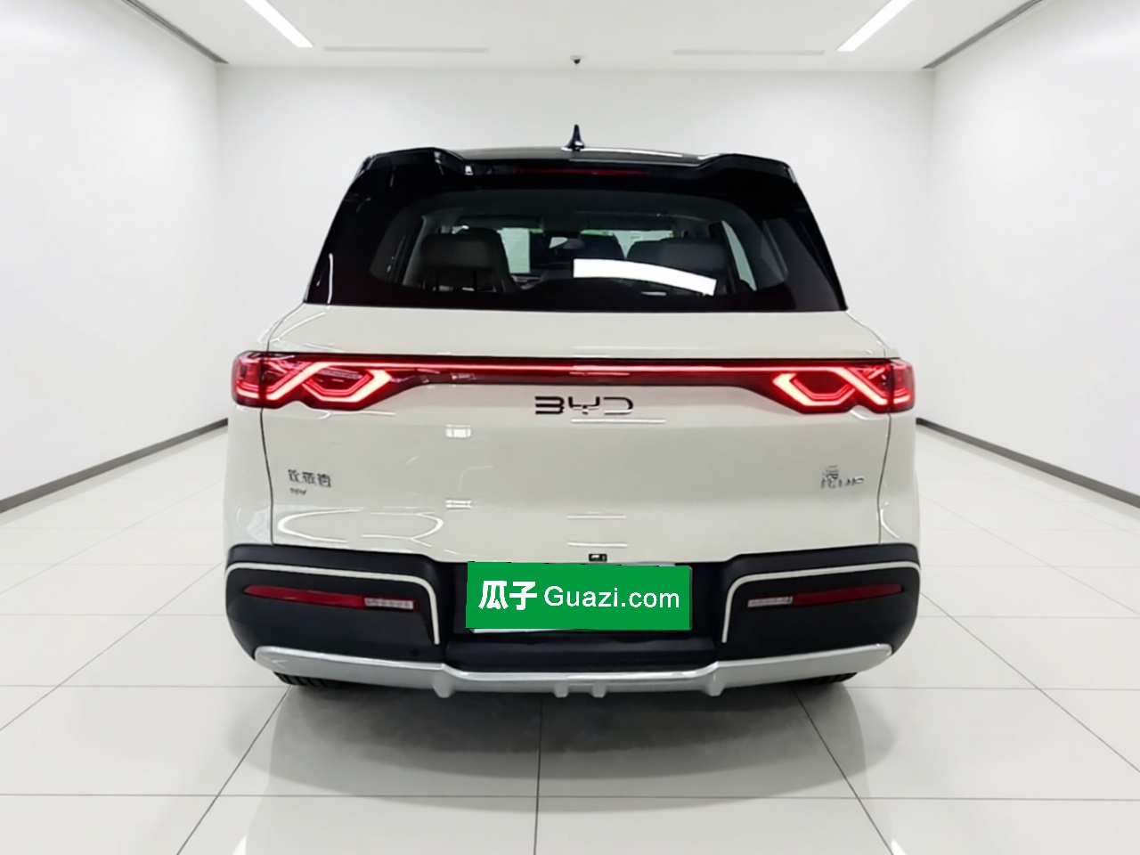 BYD Yuan UP 2025 Model 301KM Leading Version — снимка 5